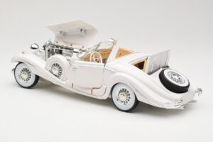 Mercedes 500K Special Roadster Weiß Premiere Edition Maisto 1:18 536055 Metall — Bild 5 von 8