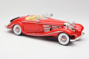 Mercedes 500K Special Roadster Rot Maisto 1:18 56058 Metall — Bild 6 von 8