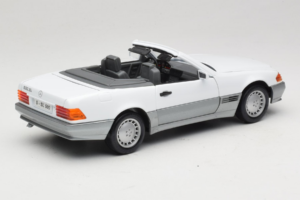 Mercedes 500 SL R129 Weiß Roadtough 1:18 92048 Metall — Bild 3 von 8