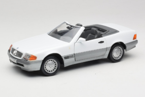 Mercedes 500 SL R129 Weiß Roadtough 1:18 92048 Metall