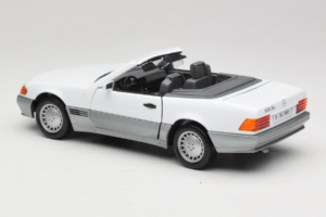 Mercedes 500 SL R129 Weiß Roadtough 1:18 92048 Metall — Bild 7 von 8
