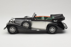Mercedes 540K Cabriolet Schwarz Silber Cult Models 1:18 CML184-3 Metall — Bild 3 von 6