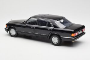 Mercedes 560 SEL W126 Schwarz Händler Edition Norev 1:18 B66040599 Metall — Bild 7 von 8