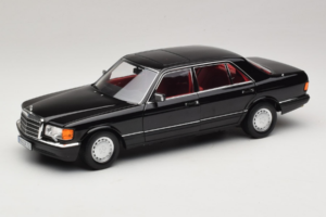 Mercedes 560 SEL W126 Schwarz Mit Rotem Innenraum Norev 1:18 183788 Metall