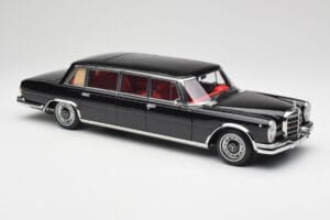 Mercedes 600 Pullman W100 Schwarz NZG 1:18 1071/50 Metall — Bild 6 von 8