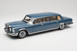 Mercedes 600 Pullman W100 Blau NZG 1:18 B66040707 Metall
