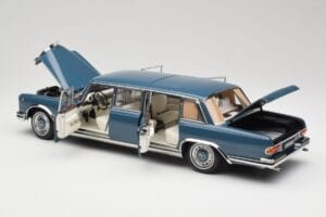 Mercedes 600 Pullman W100 Blau NZG 1:18 B66040707 Metall — Bild 5 von 8