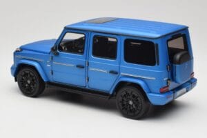 Mercedes AMG G 63 L W465 Blau Norev 1:18 B66960664 Metall — Bild 5 von 6