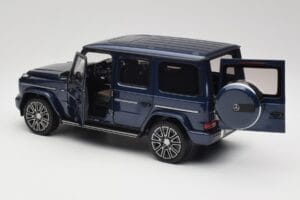 Mercedes AMG G 63 L W465 Dunkelblau Norev 1:18 B66960663 Metall — Bild 5 von 8