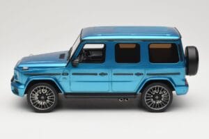 Mercedes AMG G63 W463 Hyper Blue Magno GT Spirit 1:18 GT925 Resin — Bild 3 von 6