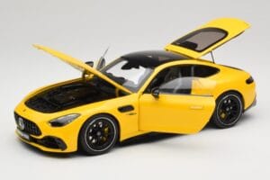 Mercedes AMG GT 43 C192 Turbo Sun Yellow NZG 1:18 B66960587 Metall — Bild 2 von 8