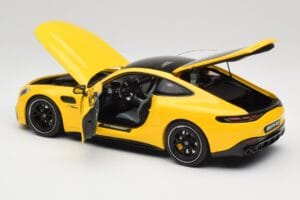 Mercedes AMG GT 43 C192 Turbo Sun Yellow NZG 1:18 B66960587 Metall — Bild 5 von 8