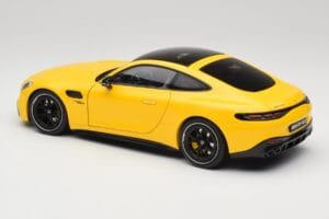 Mercedes AMG GT 43 C192 Turbo Sun Yellow NZG 1:18 B66960587 Metall — Bild 7 von 8
