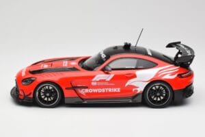 Mercedes AMG GT Black Series C190 Safety Car F1 2023 Minichamps 1:18 155032091 Metall — Bild 3 von 6