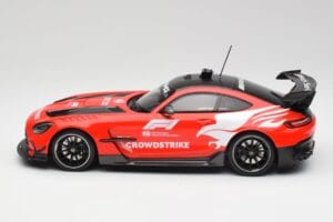 Mercedes AMG GT Black Series F1 Safety Car 2022 Minichamps 1:18 153032093 Metall — Bild 3 von 6