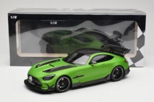 Mercedes AMG GT C190 Black Series Green Hell Magno Minichamps 1:18 155032020 Metall — Bild 6 von 6