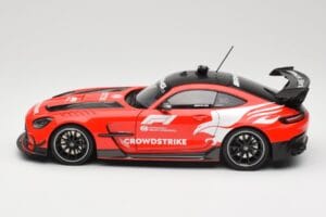 Mercedes AMG GT C190 Black Series Safety Car F1 2024 Minichamps 1:18 110032090 Metall — Bild 4 von 8