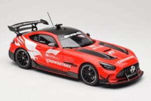 Mercedes AMG GT C190 Black Series Safety Car F1 2024 Minichamps 1:18 110032090 Metall — Bild 6 von 8