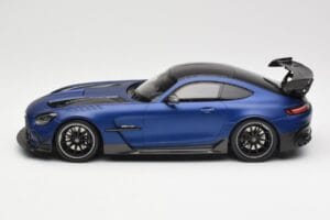 Mercedes AMG GT C190 Black Series Spectral Blue Magno Minichamps 1:18 155032021 Metall — Bild 3 von 6