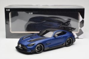 Mercedes AMG GT C190 Black Series Spectral Blue Magno Minichamps 1:18 155032021 Metall — Bild 6 von 6
