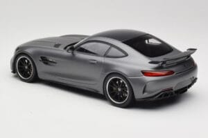 Mercedes AMG GT R C190 Matt Grau Metallic Minichamps 1:18 155036026 Metall — Bild 5 von 6