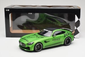 Mercedes AMG GT R C190 Ringtaxi Minichamps 1:18 155036091 Metall — Bild 6 von 6