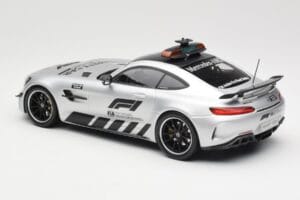 Mercedes AMG GT R C190 Safety Car F1 2019 Minichamps 1:18 155036090 Metall — Bild 5 von 6