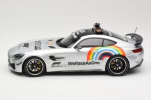 Mercedes AMG GT R C190 Safety Car F1 2020 Minichamps 1:18 155036092 Metall — Bild 3 von 6