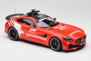 Mercedes AMG GT R C190 Safety Car F1 2021 Minichamps 1:18 155036095 Metall — Bild 4 von 6