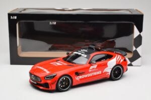 Mercedes AMG GT R C190 Safety Car F1 2021 Minichamps 1:18 155036095 Metall — Bild 6 von 6