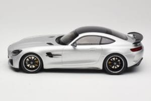 Mercedes AMG GT R C190 Silber Minichamps 1:18 155036025 Metall — Bild 3 von 6