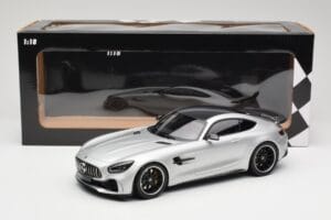 Mercedes AMG GT R C190 Silber Minichamps 1:18 155036025 Metall — Bild 6 von 6