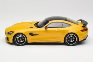 Mercedes AMG GT R C190 Gelb Minichamps 1:18 155036021 Metall — Bild 3 von 6