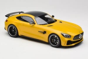 Mercedes AMG GT R C190 Gelb Minichamps 1:18 155036021 Metall — Bild 4 von 6