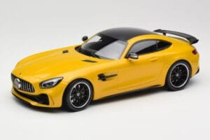 Mercedes AMG GT R C190 Gelb Minichamps 1:18 155036021 Metall