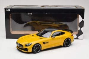 Mercedes AMG GT R C190 Gelb Minichamps 1:18 155036021 Metall — Bild 6 von 6