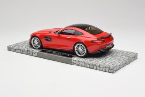 Mercedes Brabus AMG GT S C190 600 Mars Rot Minichamps 1:18 107032521 Metall — Bild 5 von 6