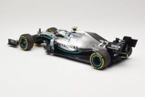 Mercedes AMG Petronas Motorsport W10 #77 V. Bottas 2nd Place Chinese GP 2019 Minichamps 1:18 110190377 Metall — Bild 5 von 6