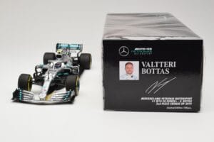 Mercedes AMG Petronas Motorsport W10 #77 V. Bottas 2nd Place Chinese GP 2019 Minichamps 1:18 110190377 Metall — Bild 6 von 6