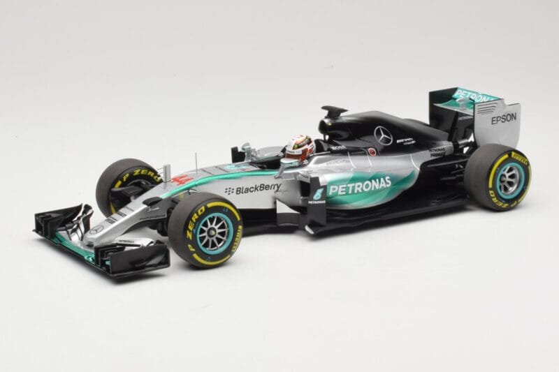Mercedes AMG Petronas W06 Hybrid #44 L. Hamilton F1 World Champion 2015 Minichamps 1:18 186150044 Metall