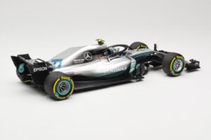 Mercedes AMG Petronas W09 #77 V. Bottas F1 2018 Minichamps 1:18 110180077 Metall — Bild 2 von 6