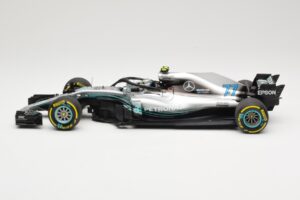Mercedes AMG Petronas W09 #77 V. Bottas F1 2018 Minichamps 1:18 110180077 Metall — Bild 3 von 6