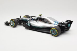 Mercedes AMG Petronas W09 #77 V. Bottas F1 2018 Minichamps 1:18 110180077 Metall — Bild 5 von 6