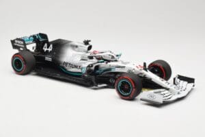 Mercedes AMG Petronas W10 #44 L. Hamilton Winner German GP 2019 Minichamps 1:18 110191144 Metall — Bild 4 von 6