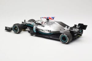 Mercedes AMG Petronas W10 #44 L. Hamilton Winner British GP 2019 Minichamps 1:18 110191044 Metall — Bild 5 von 6