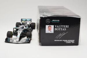 Mercedes AMG Petronas W10 #77 V. Bottas F1 2019 Minichamps 1:18 110190077 Metall — Bild 6 von 6