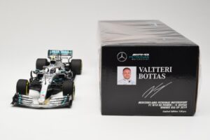 Mercedes AMG Petronas W10 #77 V. Bottas Winner USA GP 2019 Minichamps 1:18 110191877 Metall — Bild 6 von 6