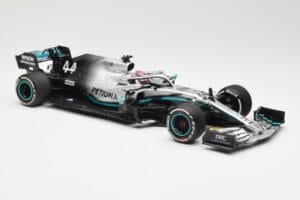 Mercedes AMG Petronas W10 EQ Power+ #44 L. Hamilton USA GP F1 World Champion 2019 Minichamps 1:18 110191844 Metall — Bild 5 von 7