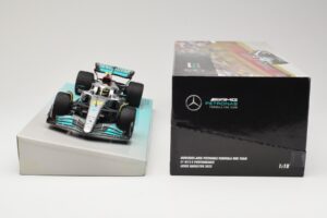 Mercedes AMG Petronas W13 E Performance #44 L. Hamilton 2022 Minichamps 1:18 113220044 Metall — Bild 6 von 6