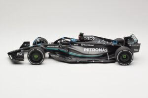 Mercedes AMG Petronas W14 E Performance #63 G. Russell Australian GP 2023 Minichamps 1:18 110230363 Metall — Bild 3 von 6